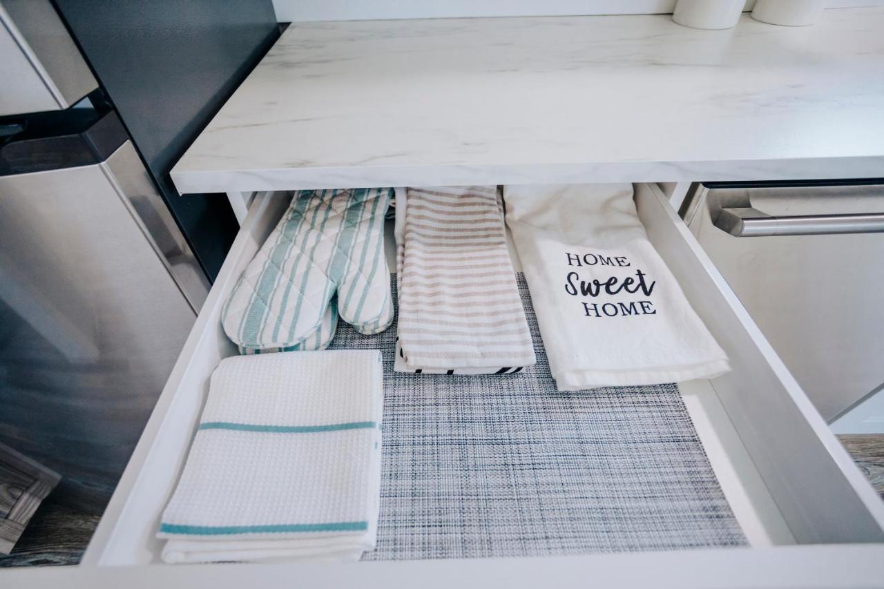 Modern & Cozy Stand-Alone Apartment - Perfect Stay Painted Post Kültér fotó